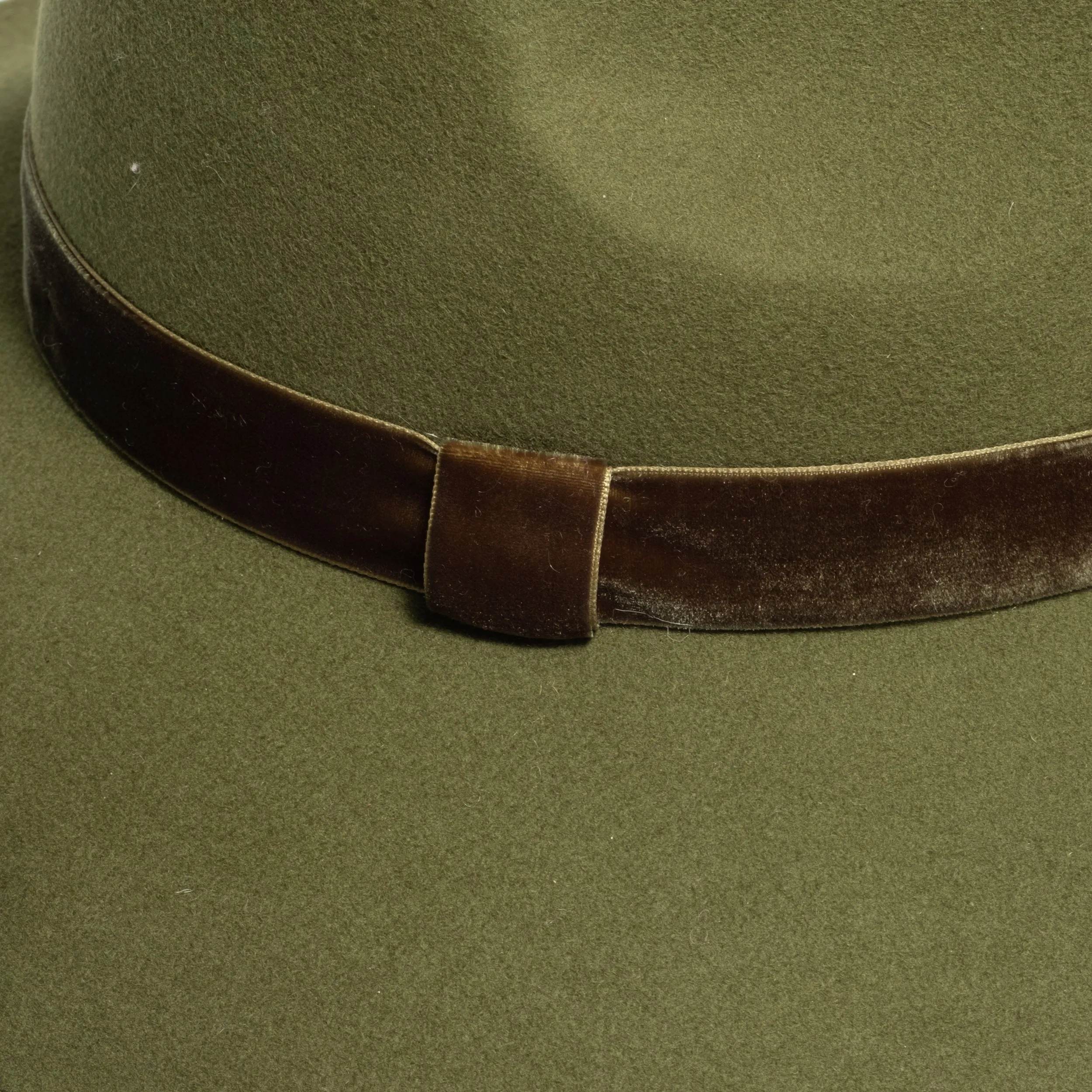 Emmanuelle in Olive
