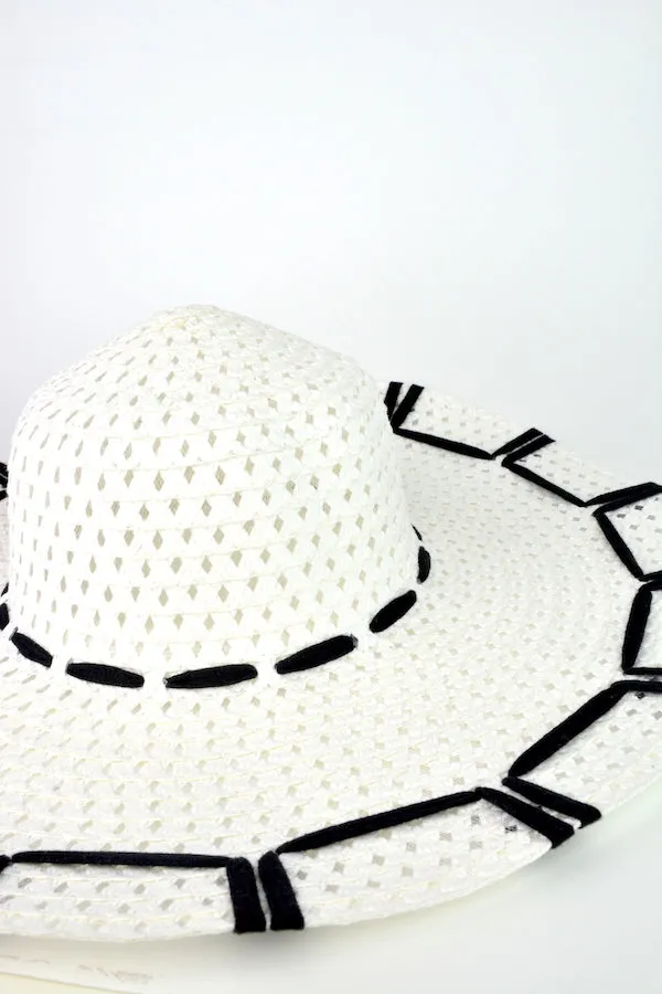 ST. TROPEZ (white)